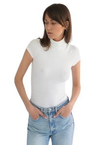 GENTLE TOUCH TURTLE NECK TOP WHITE